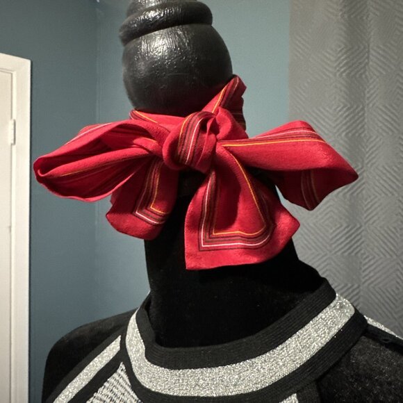 Vintage Vicky Davis Red All Silk Scarf  Skinny Narrow Neck Wrap, Hair Tie - Picture 9 of 9